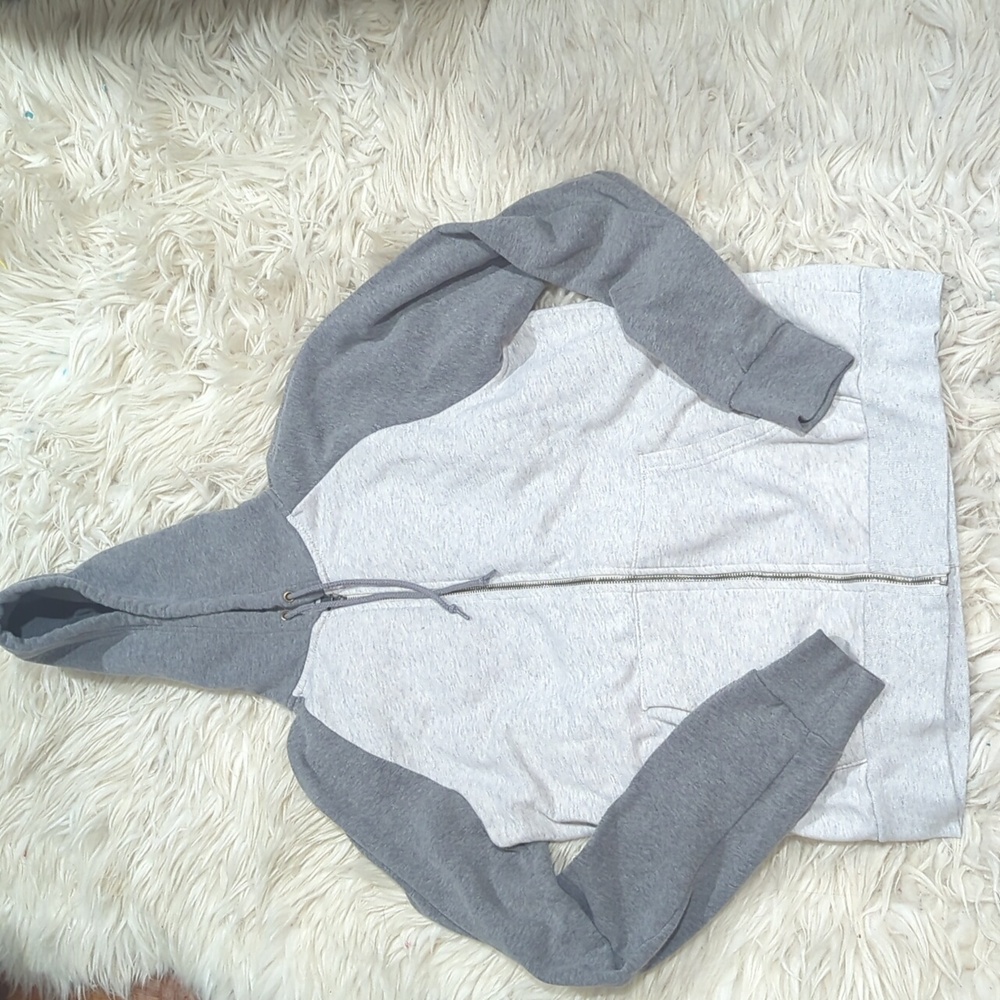 Old navy sweatshirt